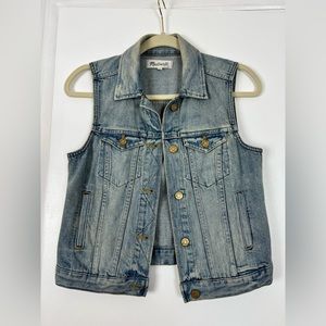 Madewell Denim Vest size Small